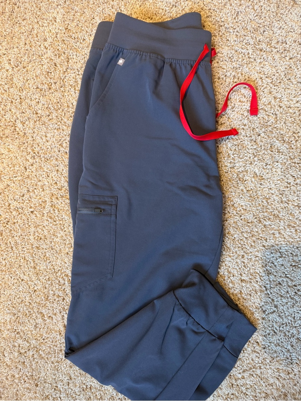 Figs women’s scrub joggers